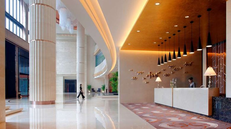 <b>Radisson Blu Plaza Chongqing Lobby</b>. Images powered by <a href="https://iceportal.shijigroup.com/" title="IcePortal" target="_blank">IcePortal</a>.