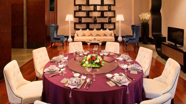 <b>Radisson Blu Plaza Chongqing Restaurant</b>. Images powered by <a href="https://iceportal.shijigroup.com/" title="IcePortal" target="_blank">IcePortal</a>.
