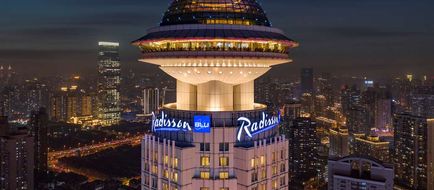 Radisson Blu Hotel Shanghai New World Exterior