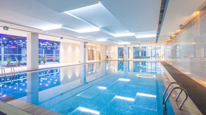 <b>Radisson Exhibition Center Shanghai Pool</b>. Images powered by <a href="https://iceportal.shijigroup.com/" title="IcePortal" target="_blank">IcePortal</a>.
