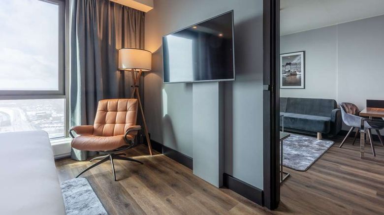 <b>Radisson Blu Scandinavia Hotel Suite</b>. Images powered by <a href="https://iceportal.shijigroup.com/" title="IcePortal" target="_blank">IcePortal</a>.