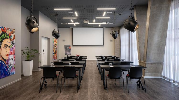 Radisson RED Hotel, V&A Waterfront Meeting