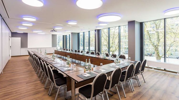 Radisson Blu Conference Hotel Meeting