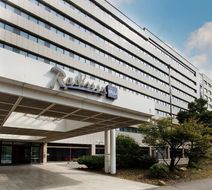 Radisson Blu Conference Hotel Exterior