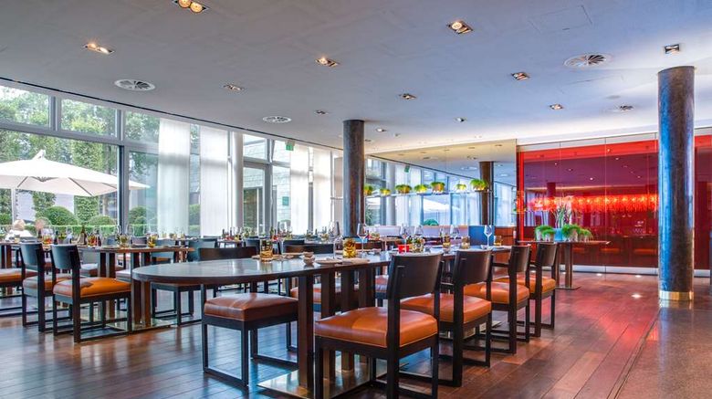 <b>Radisson Blu Media Harbour Hotel Restaurant</b>. Images powered by <a href=https://www.travelagewest.com/Hotels/Duesseldorf-Germany/