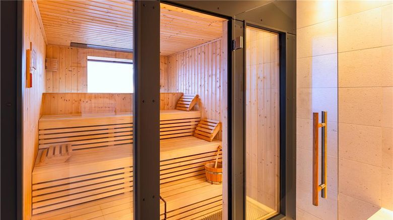 <b>Radisson Blu Media Harbour Hotel Spa</b>. Images powered by <a href="https://iceportal.shijigroup.com/" title="IcePortal" target="_blank">IcePortal</a>.