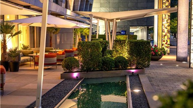 Radisson Blu Media Harbour Hotel Exterior