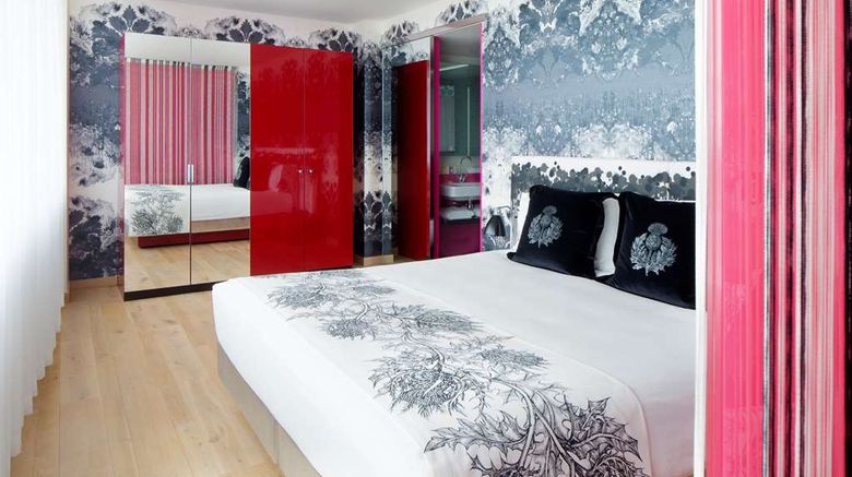 <b>Radisson Collection Royal Mile Suite</b>. Images powered by <a href="https://iceportal.shijigroup.com/" title="IcePortal" target="_blank">IcePortal</a>.
