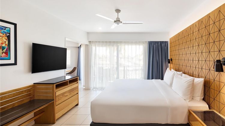 Radisson Blu Resort Fiji Denarau Island Suite