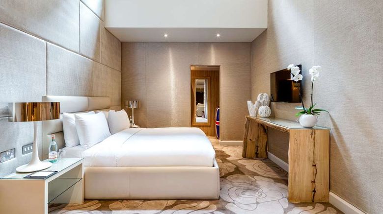 <b>The May Fair Hotel, Radisson Collection Suite</b>. Images powered by <a href=https://www.travelagewest.com/Hotels/London/