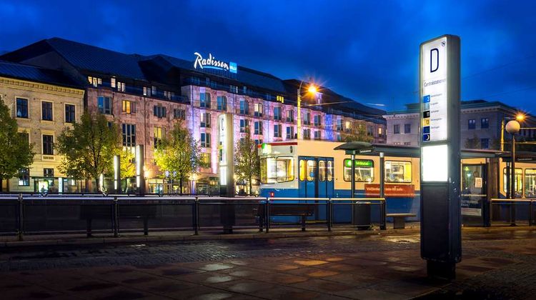Radisson Blu Scandinavia Hotel Exterior