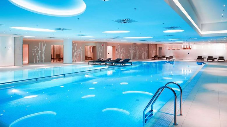 <b>Radisson Blu Resort Bukovel Pool</b>. Images powered by <a href="https://iceportal.shijigroup.com/" title="IcePortal" target="_blank">IcePortal</a>.