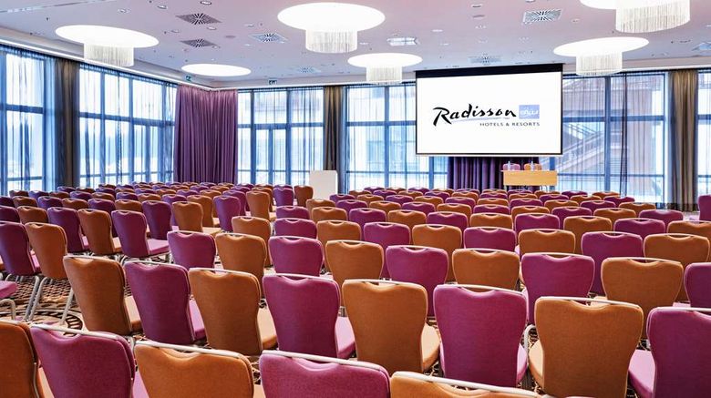 <b>Radisson Blu Resort Bukovel Meeting</b>. Images powered by <a href="https://iceportal.shijigroup.com/" title="IcePortal" target="_blank">IcePortal</a>.