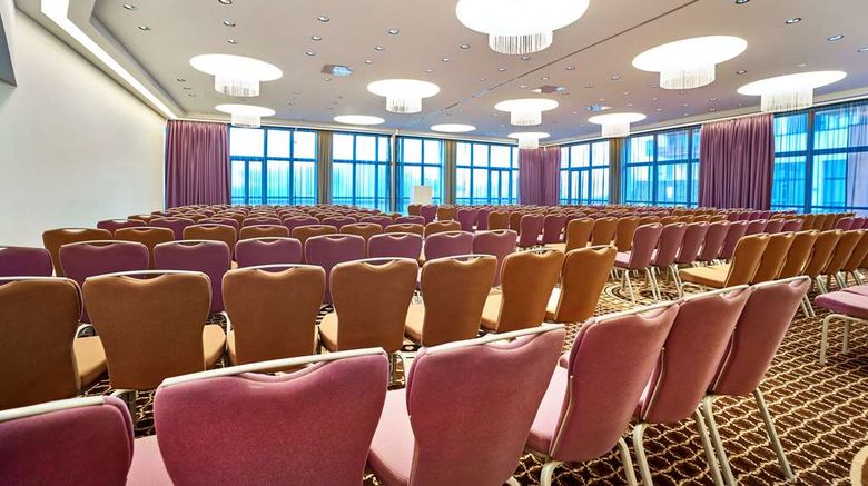 <b>Radisson Blu Resort Bukovel Meeting</b>. Images powered by <a href="https://iceportal.shijigroup.com/" title="IcePortal" target="_blank">IcePortal</a>.