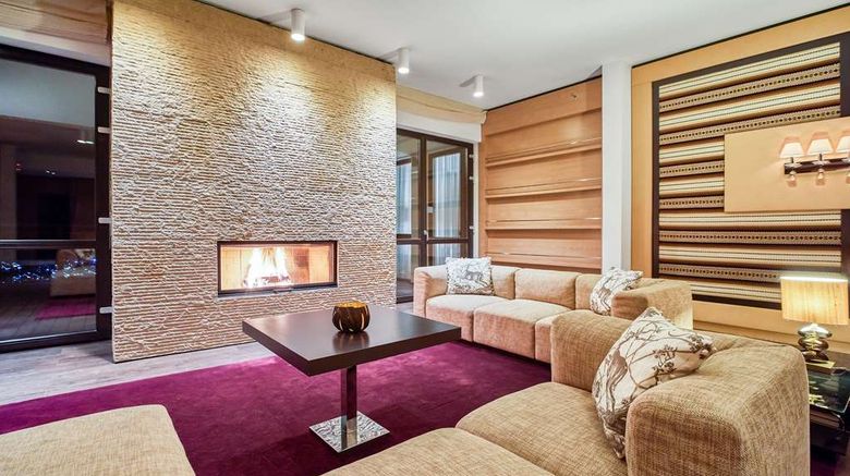 <b>Radisson Blu Resort Bukovel Suite</b>. Images powered by <a href="https://iceportal.shijigroup.com/" title="IcePortal" target="_blank">IcePortal</a>.