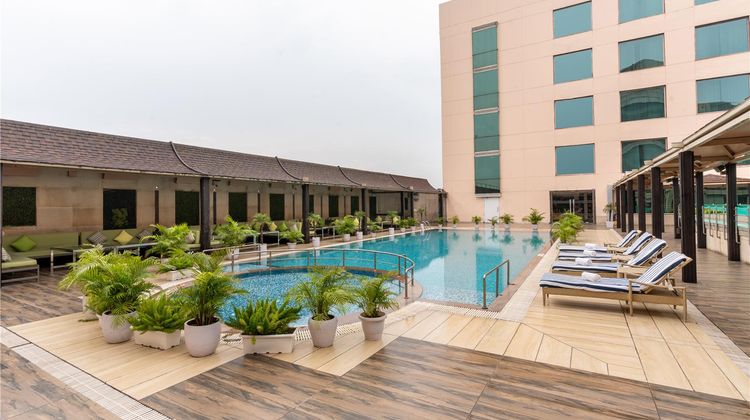 Radisson Blu Kaushambi Delhi NCR Pool