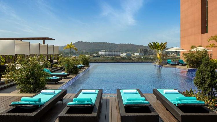 Radisson Blu Hotel Guwahati Pool