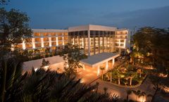 Radisson Blu Plaza Hotel Banjara Hills
