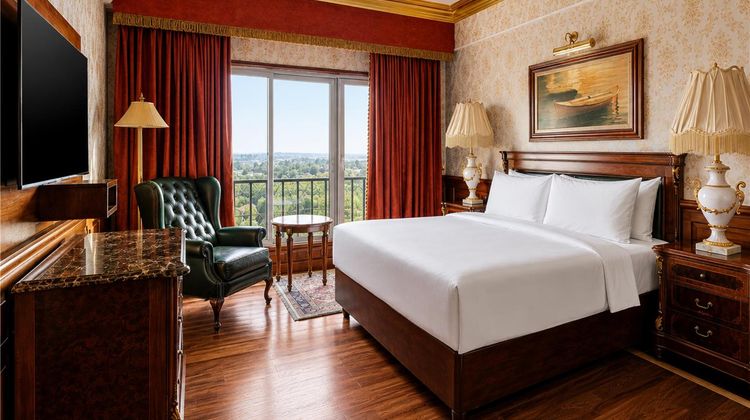 Radisson Hotel Jalandhar Suite