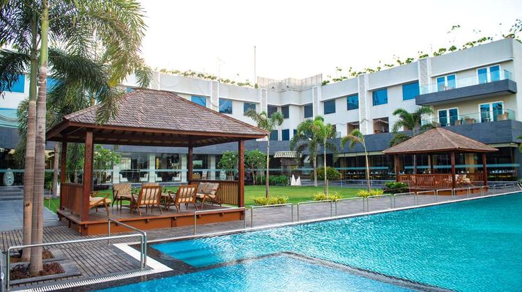Radisson Resort & Spa Kandla Pool
