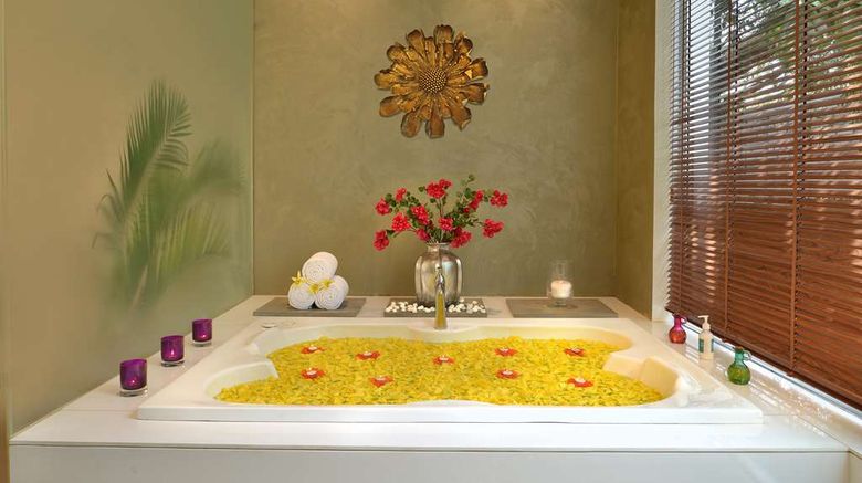 <b>Radisson Hotel Khajuraho Spa</b>. Images powered by <a href="https://iceportal.shijigroup.com/" title="IcePortal" target="_blank">IcePortal</a>.