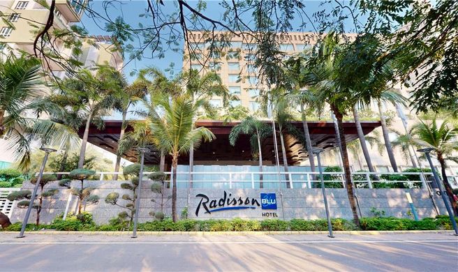Radisson Blu Hotel Nagpur Exterior