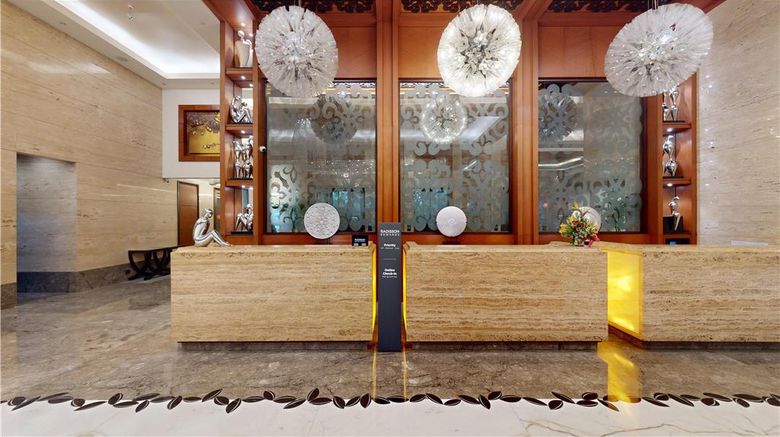 <b>Radisson Blu Hotel Nagpur Lobby</b>. Images powered by <a href="https://iceportal.shijigroup.com/" title="IcePortal" target="_blank">IcePortal</a>.