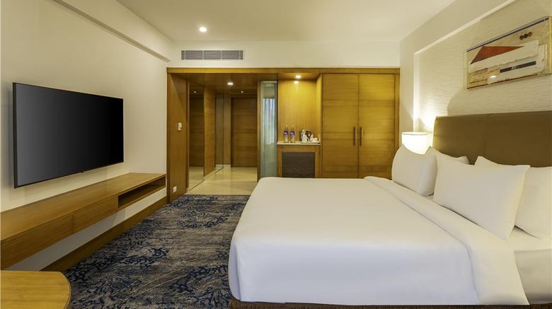 <b>Radisson Blu Hotel  Pune  Kharadi Room</b>. Images powered by <a href="https://iceportal.shijigroup.com/" title="IcePortal" target="_blank">IcePortal</a>.