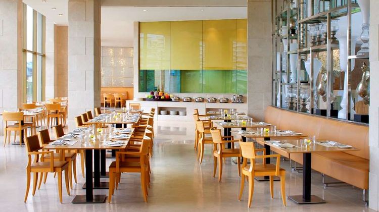 Radisson Blu New Delhi Dwarka Restaurant