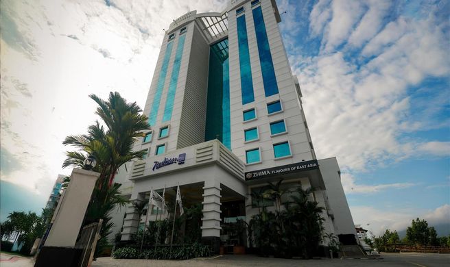 Radisson Blu Kochi Exterior
