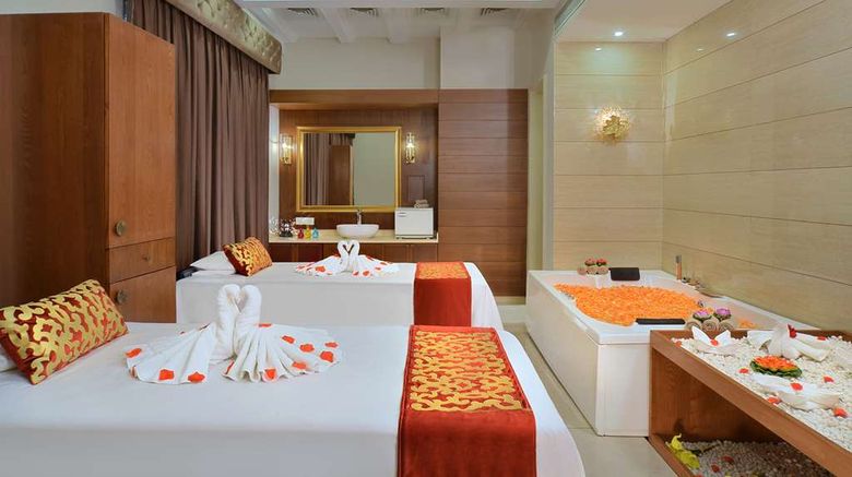 <b>Radisson Chandigarh Zirakpur Spa</b>. Images powered by <a href="https://iceportal.shijigroup.com/" title="IcePortal" target="_blank">IcePortal</a>.