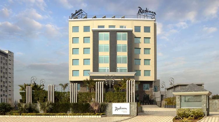Radisson Chandigarh Zirakpur Exterior