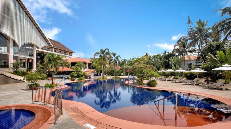 Radisson Blu Resort Goa Cavelossim Beach Pool