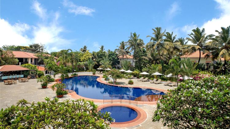 Radisson Blu Resort Goa Cavelossim Beach Pool