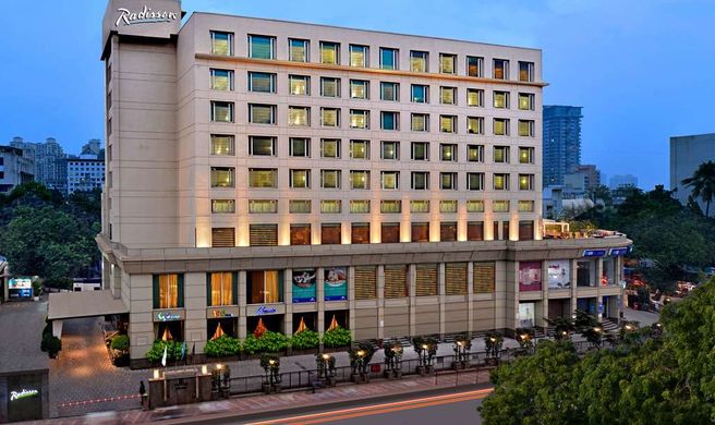 Radisson Mumbai Goregaon Exterior