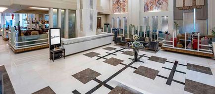 Radisson Noida Lobby