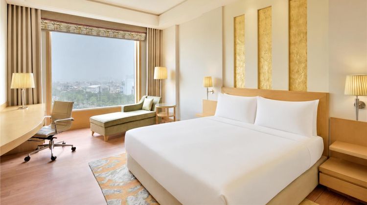 Radisson Noida Room