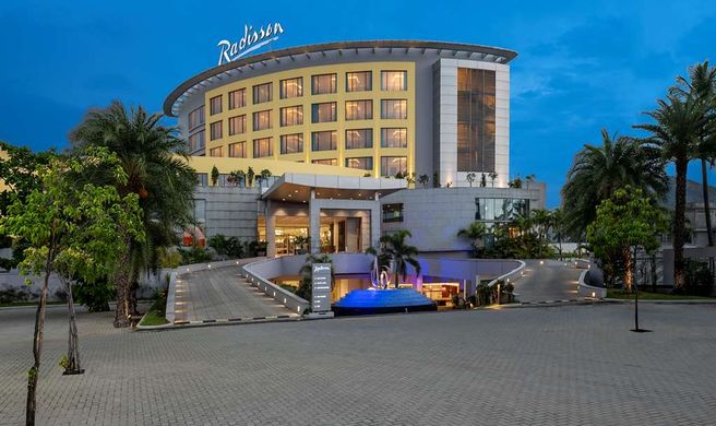 Radisson Salem Exterior