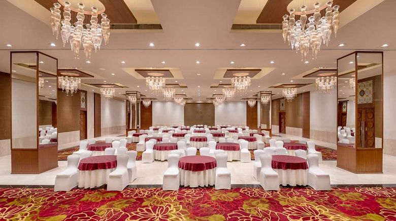 <b>Radisson Salem Ballroom</b>. Images powered by <a href="https://iceportal.shijigroup.com/" title="IcePortal" target="_blank">IcePortal</a>.