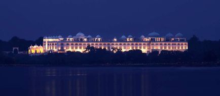 Radisson Blu Udaipur Palace Resort & Spa Exterior