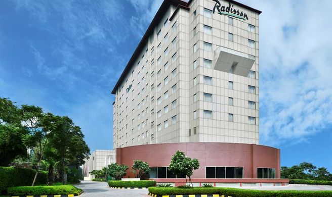 Radisson Gurugram Udyog Vihar Exterior