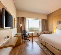 Radisson Gurugram Udyog Vihar Room