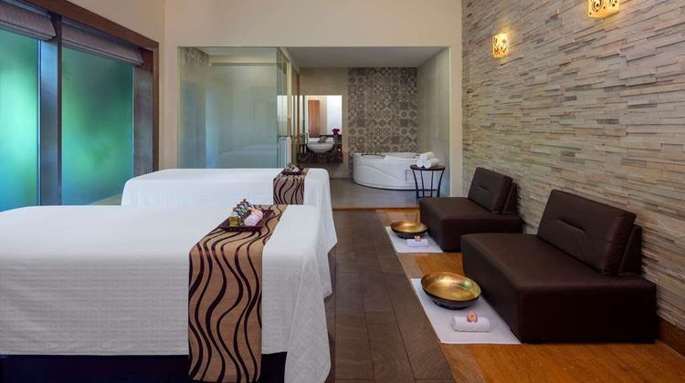 Radisson Blu Plaza Hotel Mysore Spa