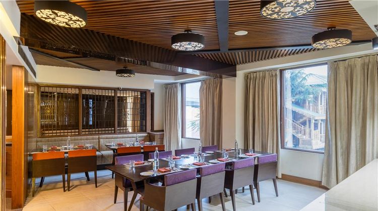 Radisson Srinagar Restaurant