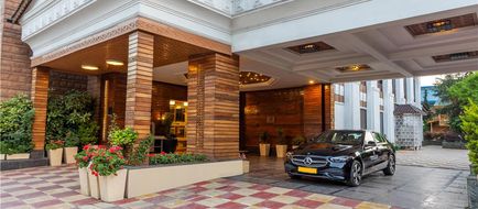 Radisson Srinagar Exterior