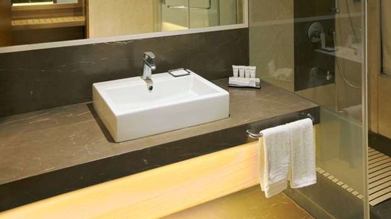 <b>Radisson Udaipur Room</b>. Images powered by <a href=https://www.travelagewest.com/Hotels/Udaipur-India/