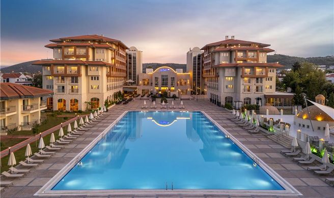 Radisson Blu Resort & Spa, Cesme Exterior