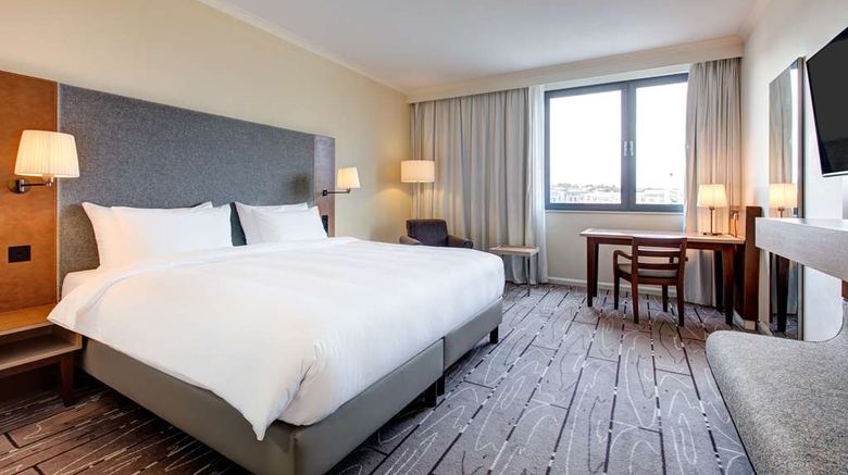 <b>Radisson Blu Waterfront Hotel Jersey Room</b>. Images powered by <a href="https://iceportal.shijigroup.com/" title="IcePortal" target="_blank">IcePortal</a>.