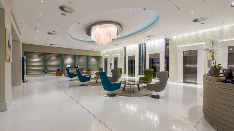 <b>Radisson Blu Hotel, Sandton Johannesburg Lobby</b>. Images powered by <a href="https://iceportal.shijigroup.com/" title="IcePortal" target="_blank">IcePortal</a>.