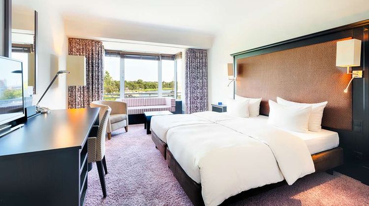 Radisson Blu Senator Hotel Room